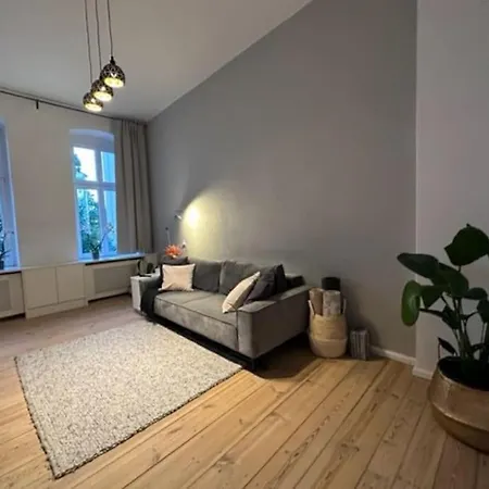 Charming And Cozy Апартаменты *