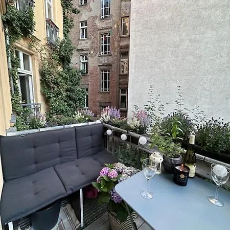 Charming And Cozy *