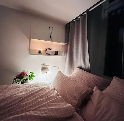 Daire Charming And Cozy *